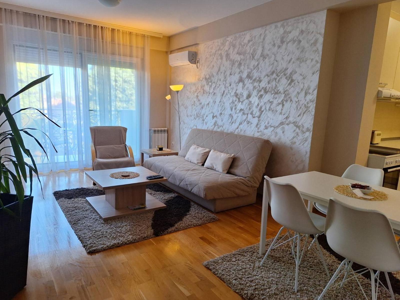 Ferienwohnung San Čačak Exterior foto